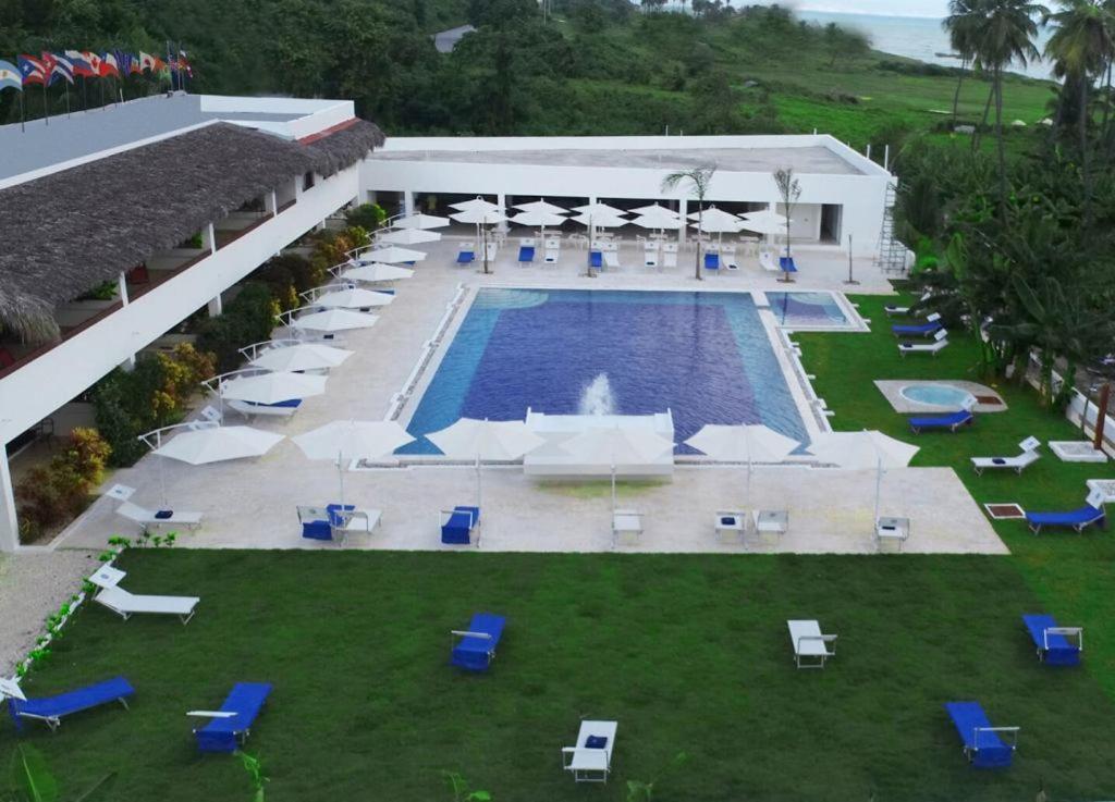 Oasi Encantada - Beach Resort Barahona Eksteriør billede