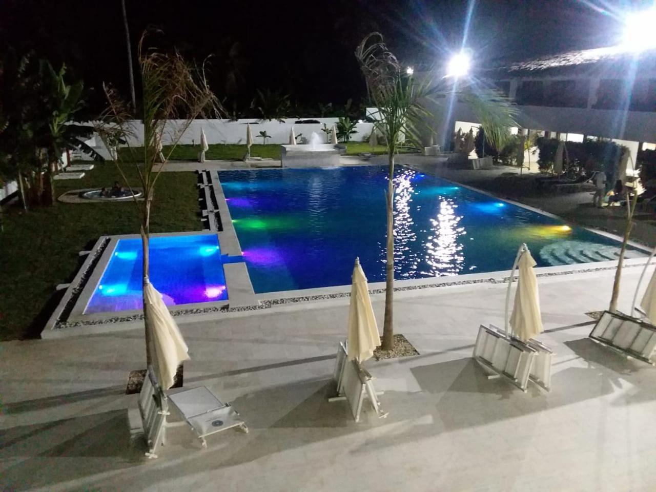 Oasi Encantada - Beach Resort Barahona Eksteriør billede