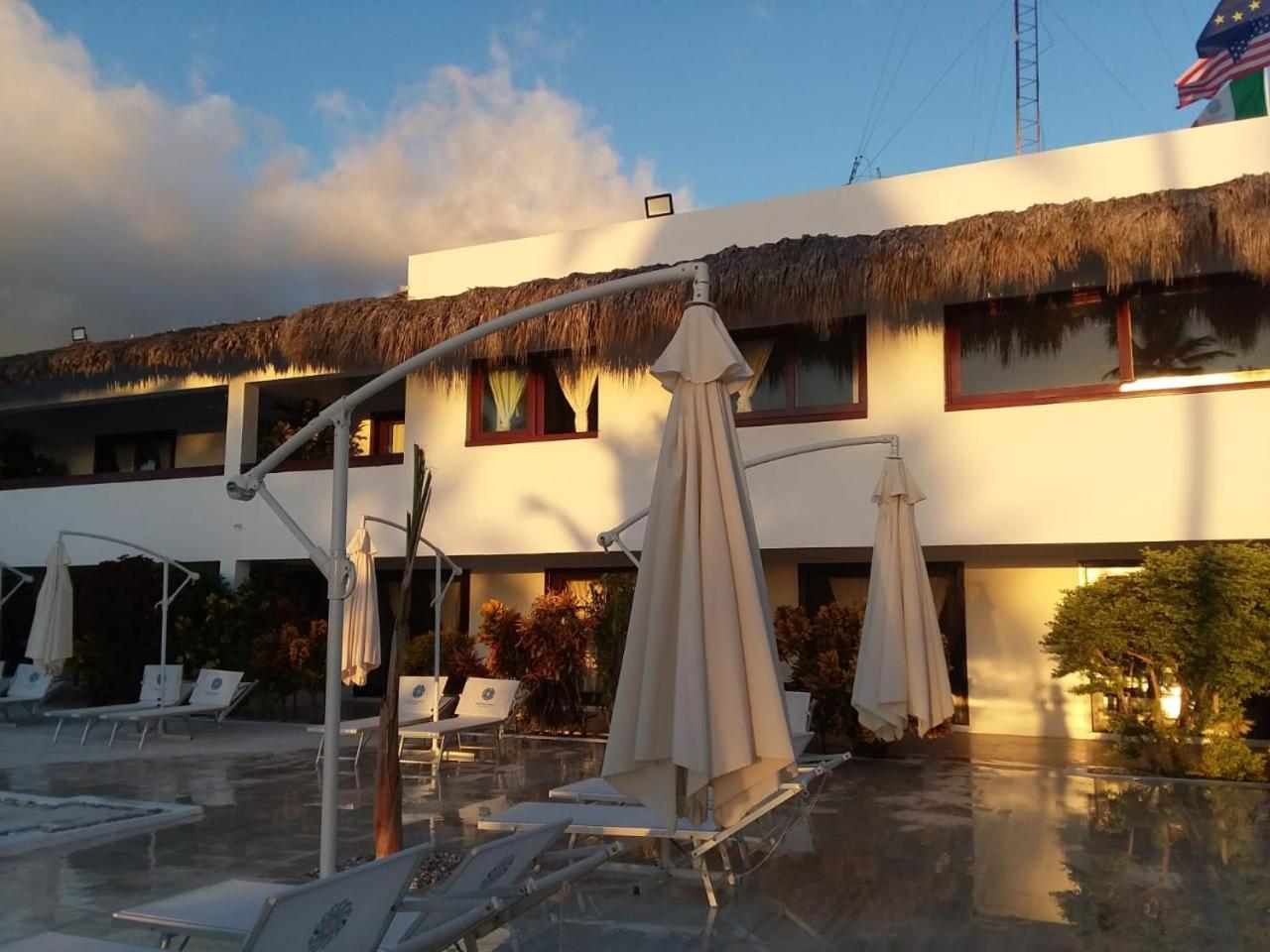 Oasi Encantada - Beach Resort Barahona Eksteriør billede