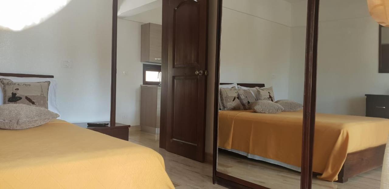 Oasi Encantada - Beach Resort Barahona Eksteriør billede