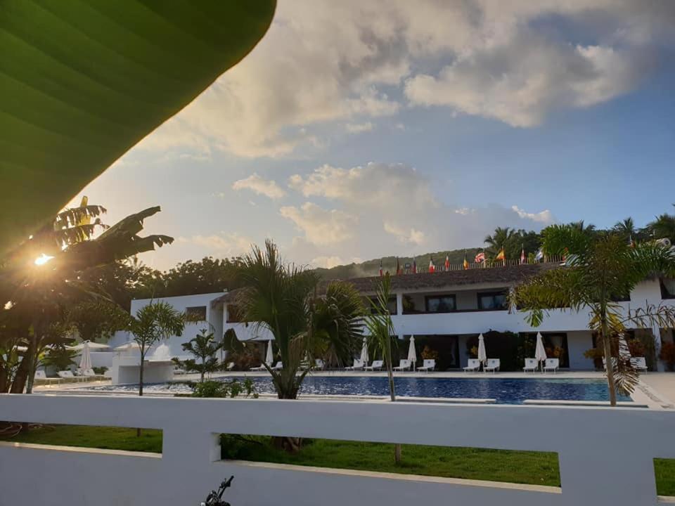 Oasi Encantada - Beach Resort Barahona Eksteriør billede