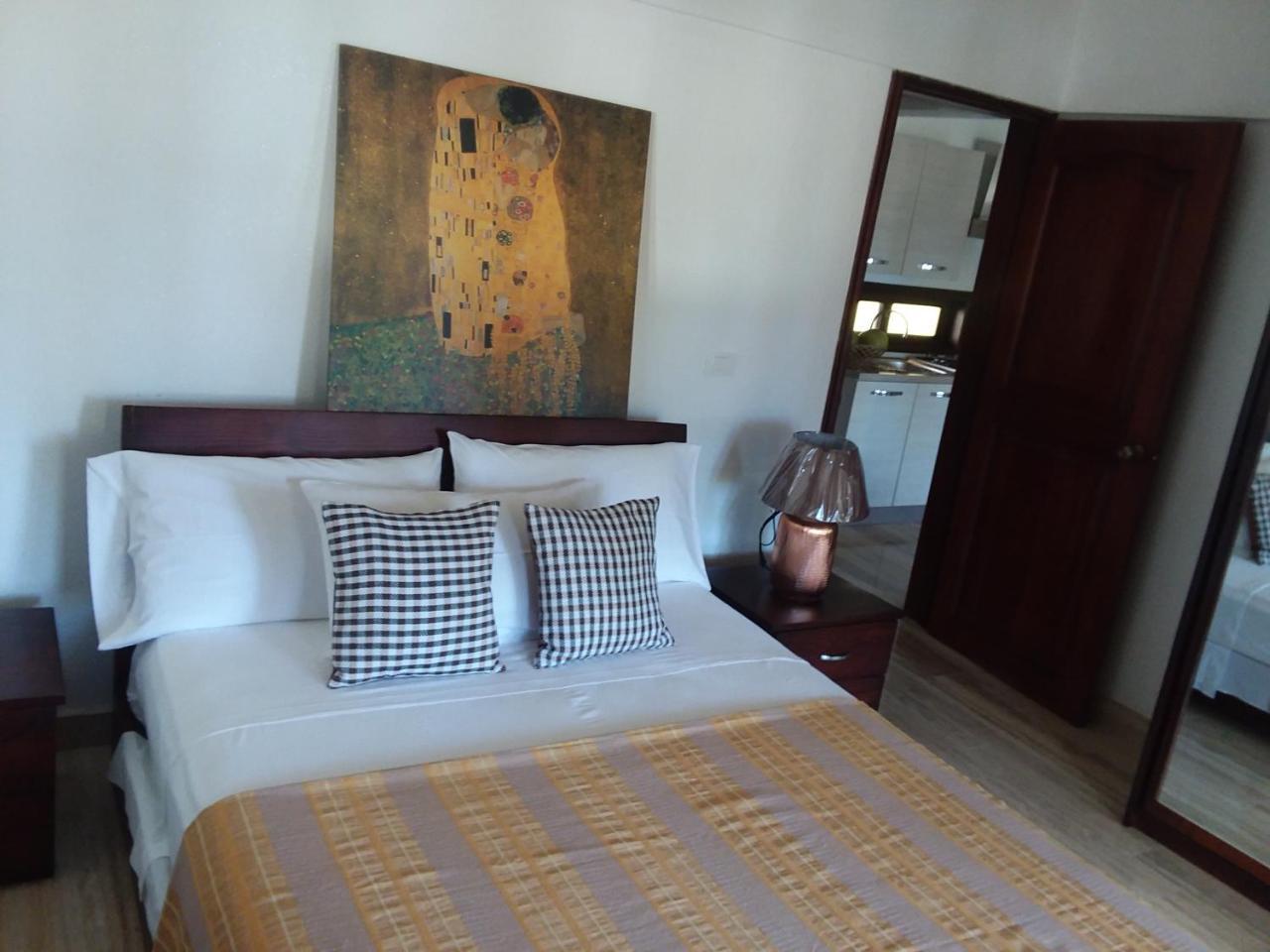 Oasi Encantada - Beach Resort Barahona Eksteriør billede
